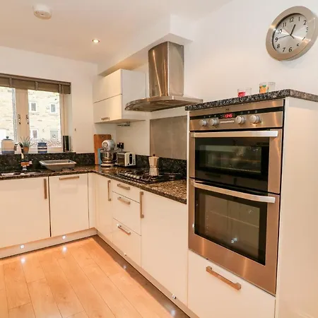 15 Tannery Lane Holiday home *