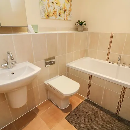 15 Tannery Lane Holiday home